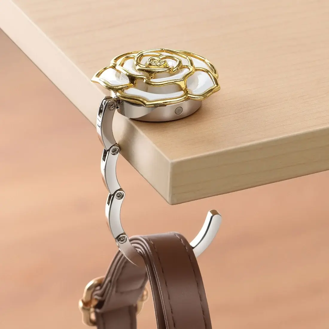 26737-1-Cuelga-Bolso-Flor-Betterware_1100x Cuelga Bolso Flor